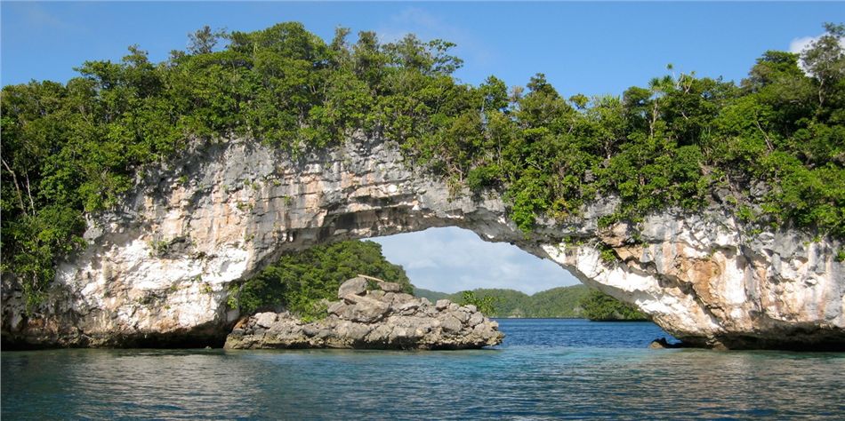 Rock Island Arch, Palau