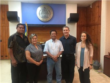 OneReef Team and Palau President Remengesau