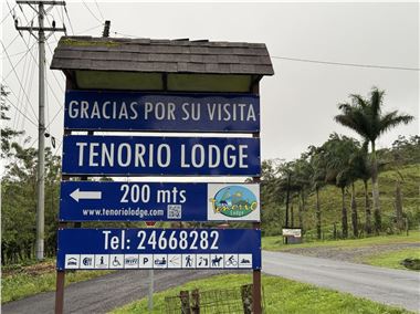 Tenorio Lodge ecotour business and road